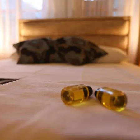 Anthea Butik * アダラー